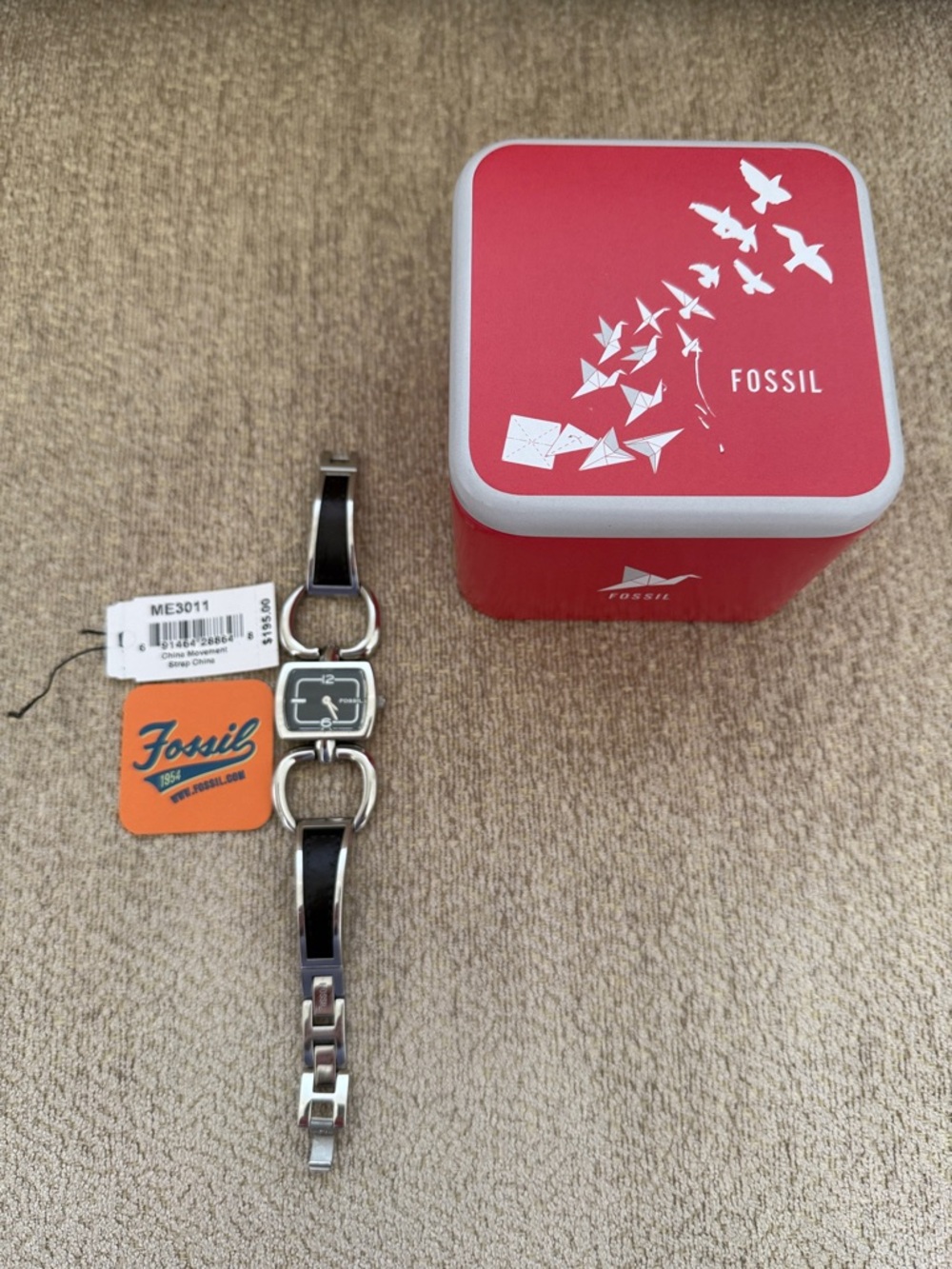 EUC Vintage Fossil Silver and Black Women's Link Bracelet Watch with Square Dial